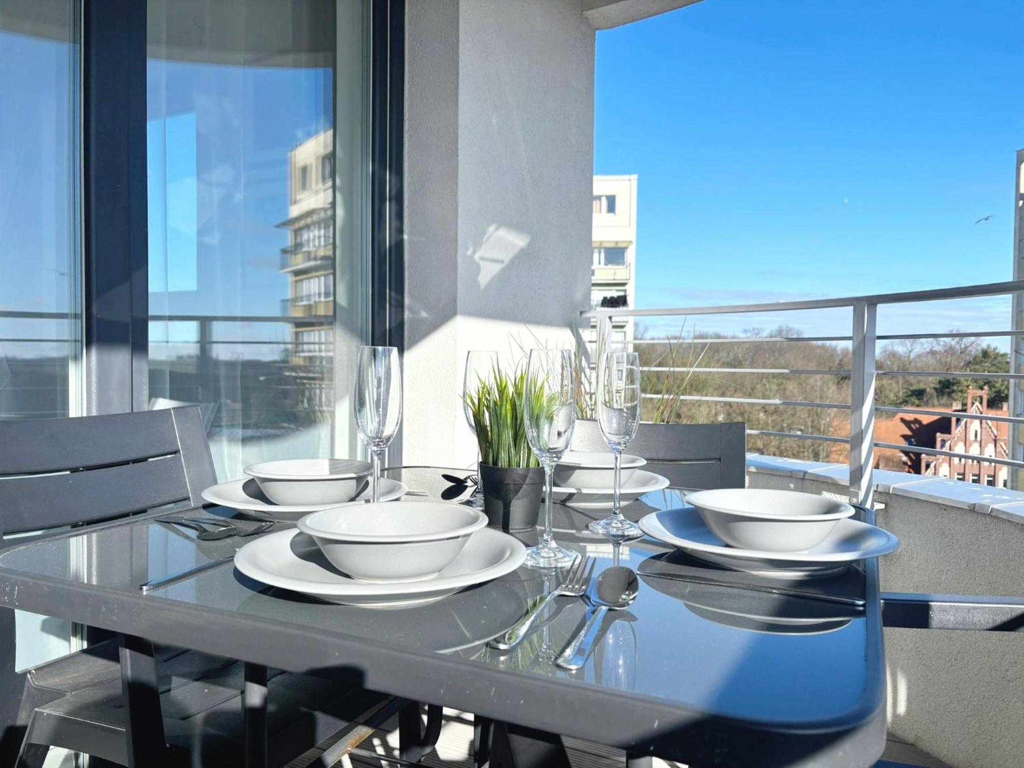 Sun Towers - Apartamenty Bryza - Apartamenty Z Parkingiem Swinoujscie Luaran gambar