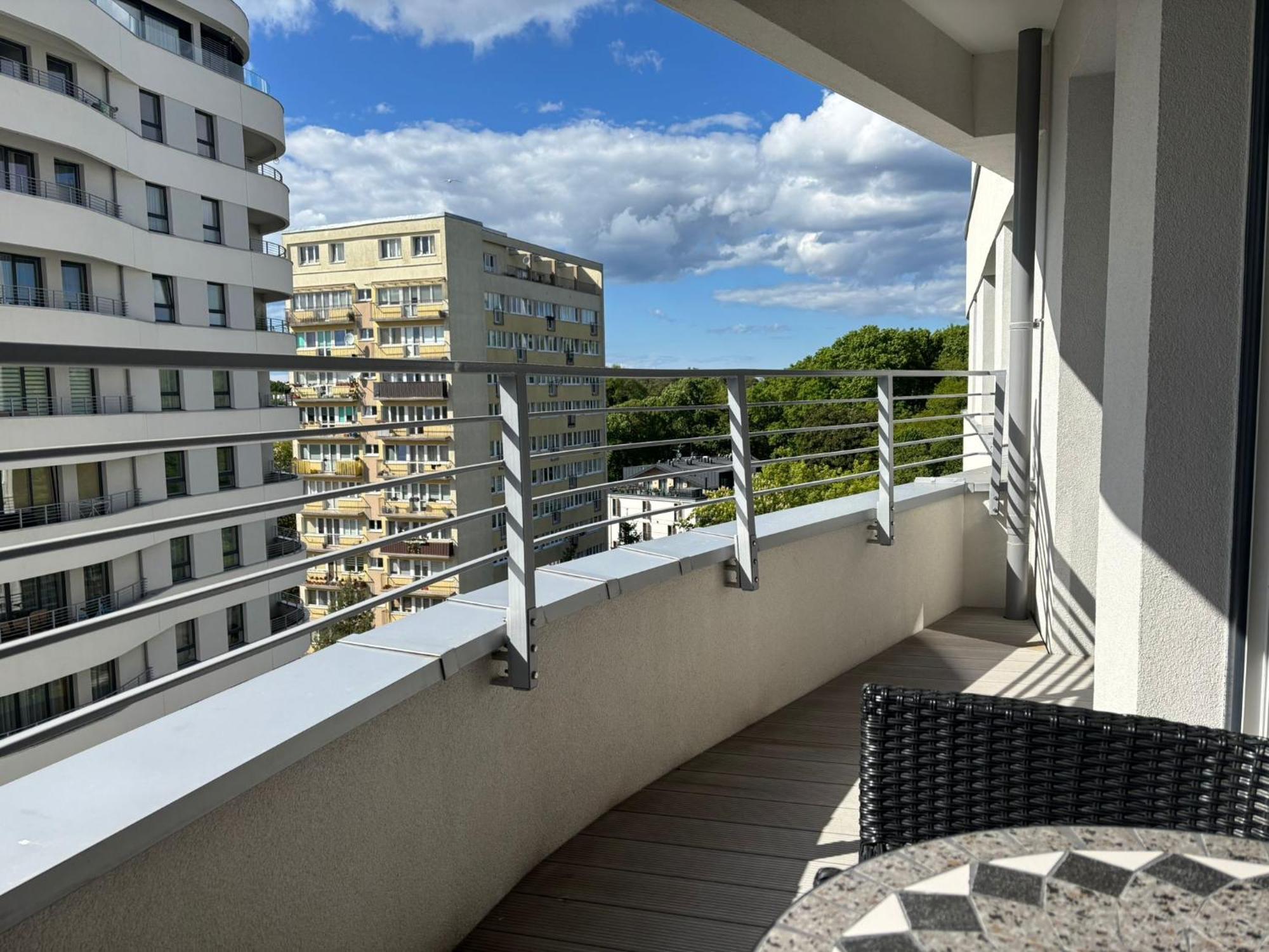 Sun Towers - Apartamenty Bryza - Apartamenty Z Parkingiem Swinoujscie Luaran gambar